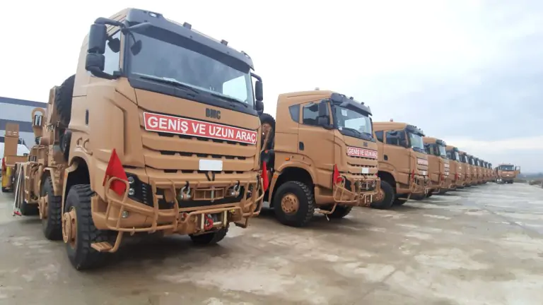 72 ADET TANK TAŞIYICI RESMİ TÖREN İLE TESLİM EDİLDİ